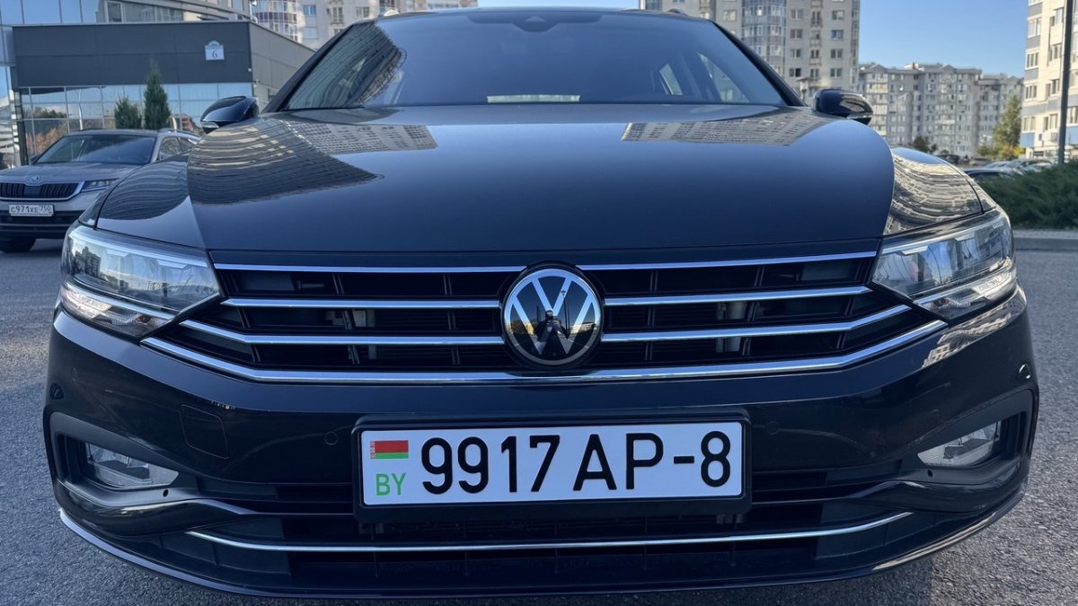 Volkswagen Passat комплектация Business универсал