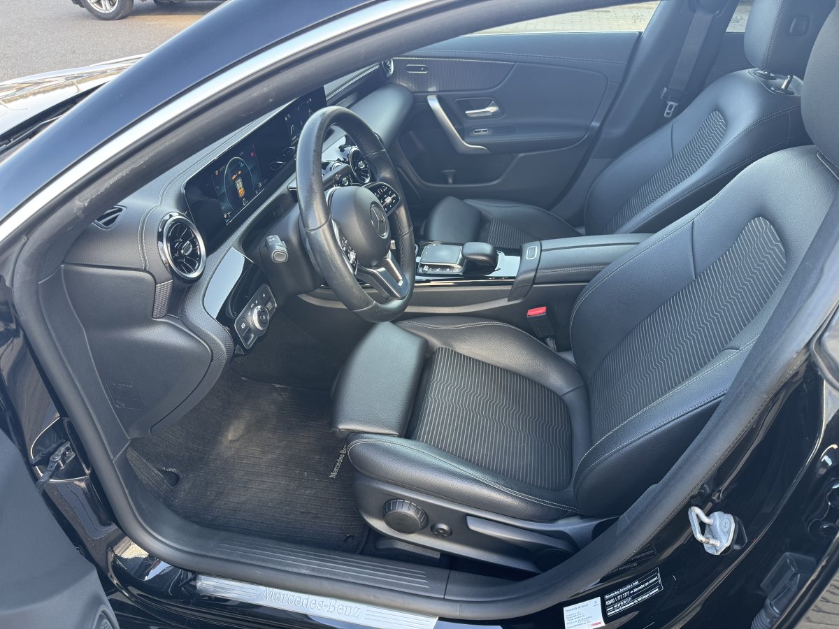 Аренда  мерседес СLA класс